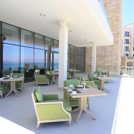 Hilton Dead Sea Resort & Spa Sweimeh Exterior photo The Terrace